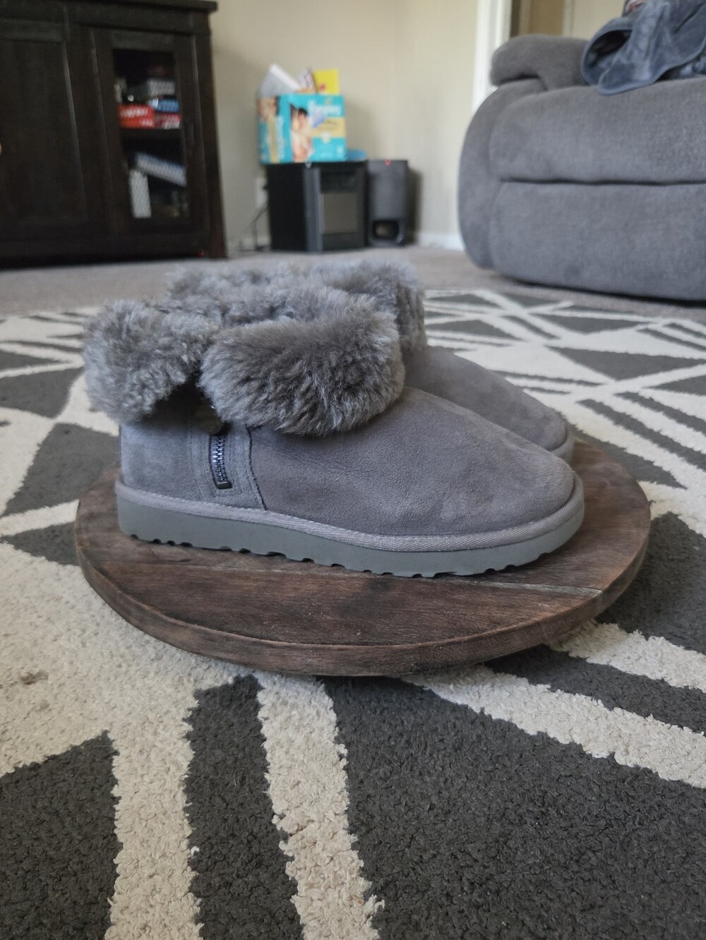 UGG Women’s Size 7 Gray Suede Mini Boots Fur Cuff Side Zip